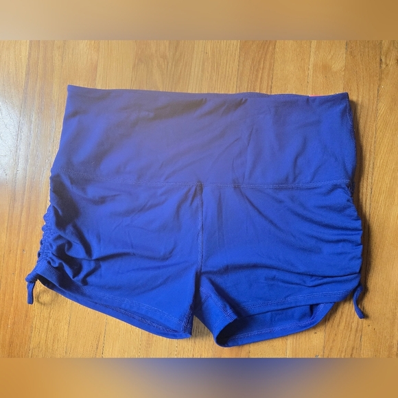 DSG Blue Athletic Shorts Performance Wear - Picture 1 of 6